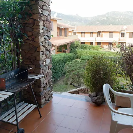 Semesterbostad Free Parking & Wi-fi - 10 Min Dal Mare Villasimius