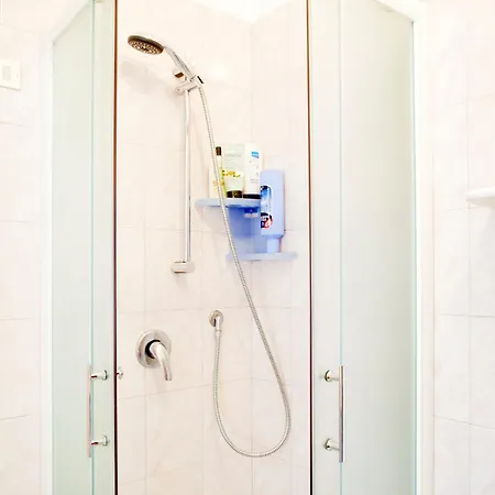 Free Parking & Wi-fi - 10 Min Dal Mare Ferienhaus *