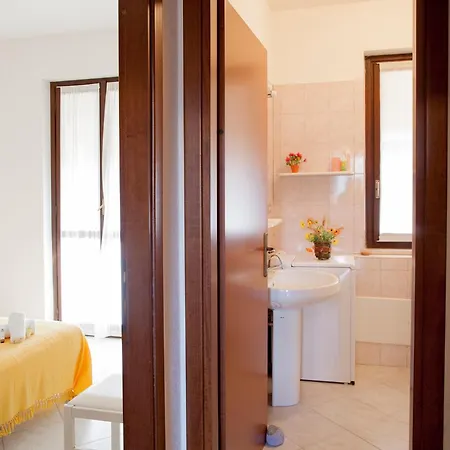 Free Parking & Wi-fi - 10 Min Dal Mare Ferienhaus