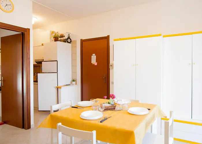 Free Parking & Wi-fi - 10 Min Dal Mare בית נופש